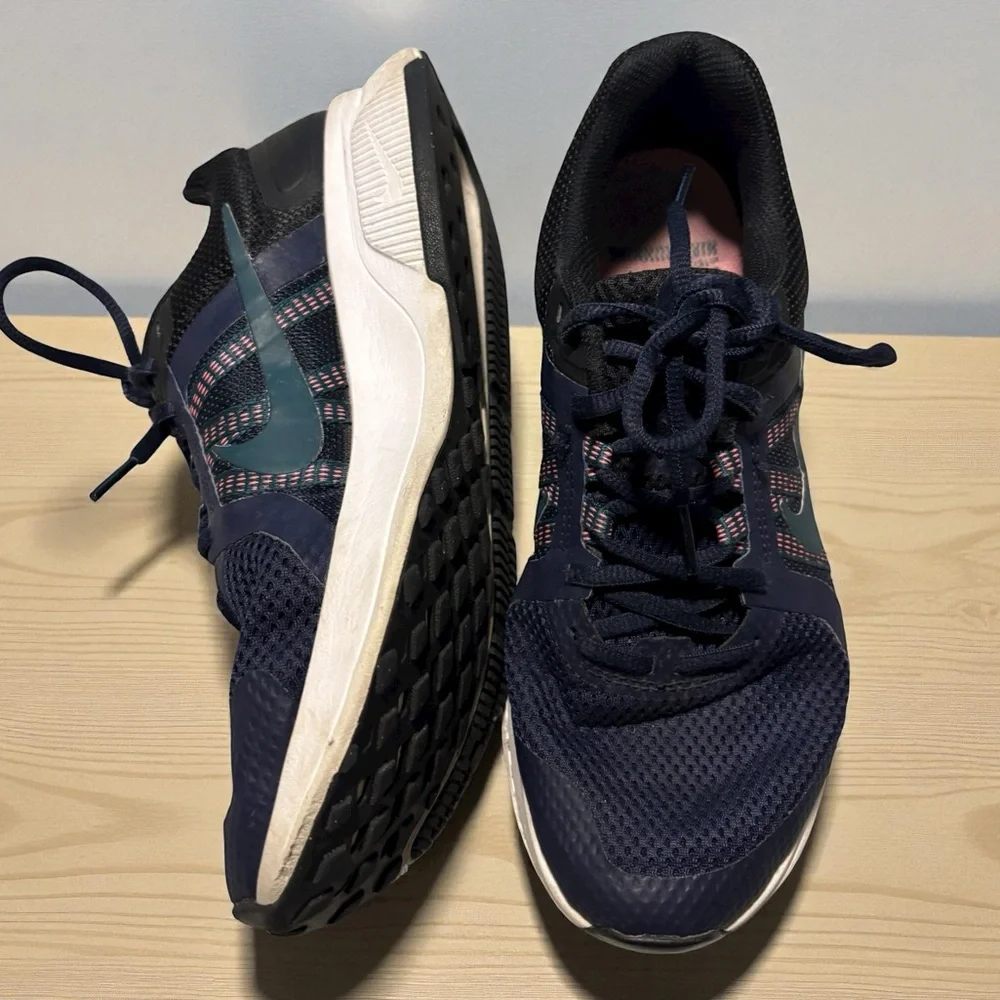 Women's Nike Run Swift 2 running shoe in the "Blackened Blue/Teal" colorway. - Picture 1 of 2